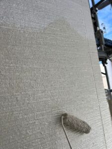 明石市U様外壁塗装中塗り